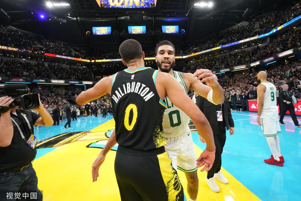 伊朗裁判执 伊朗裁判执