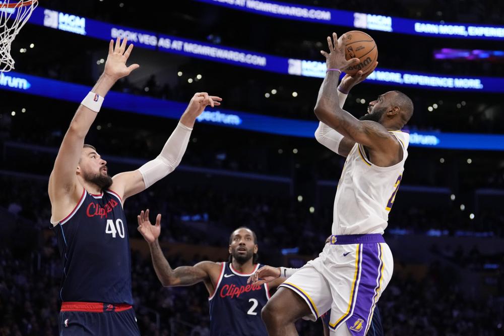 在联盟生存 在联盟生存