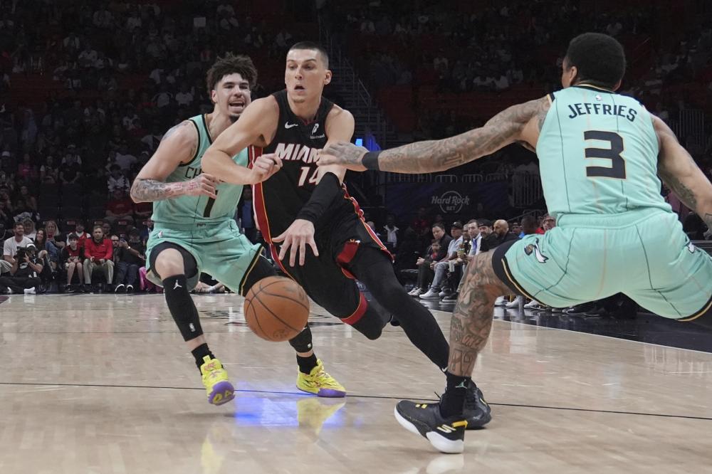 本场比赛 本场比赛