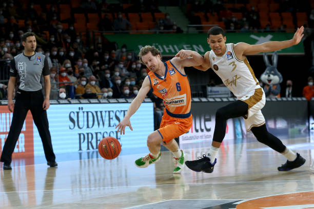 你需要我继 你需要我继